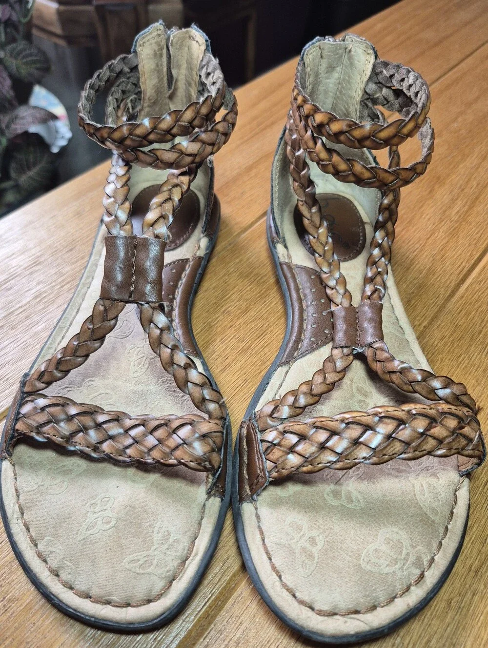 B.O.C. Macedonia Sandals - Size 6 - Picture 2 of 5